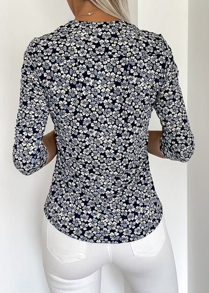 Joy krølfri bluse med knapper - Blåt/hvidt blomsterprint