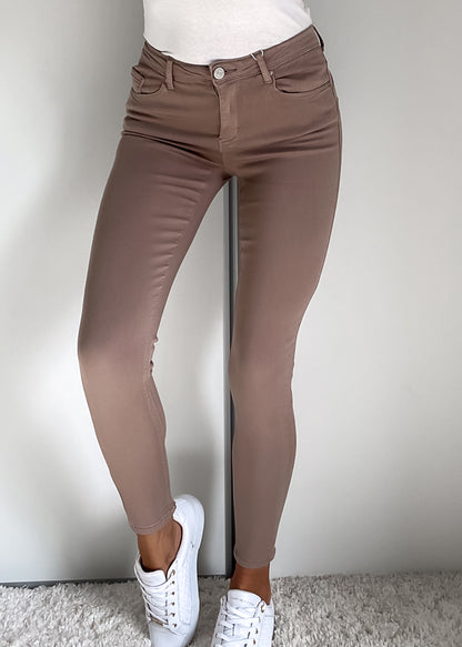 Ultra komfortable stretchy skinny push up jeans - Taupe